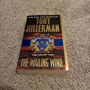 Walden and Civil Disobedience by Henry David Thoreau Penguin Classics Paperback)